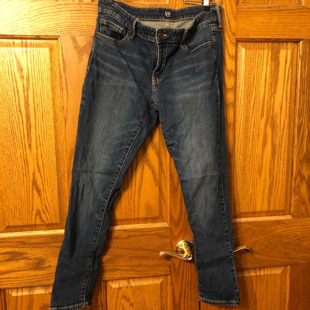 GAP skinny jeans